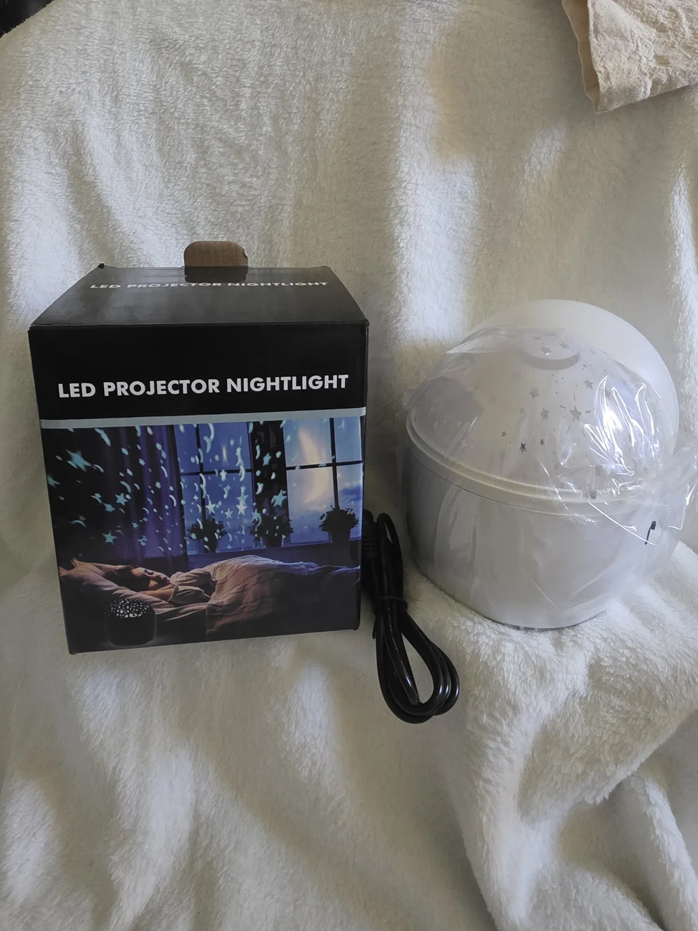 New LED Projector Nightlight – Starry Sky Room Decor (NIB)